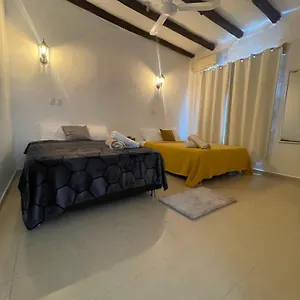  Pensión Casa Blue 